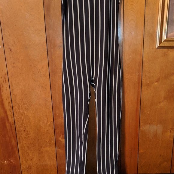 Bodycon Jumpsuit - Picture 4 of 7